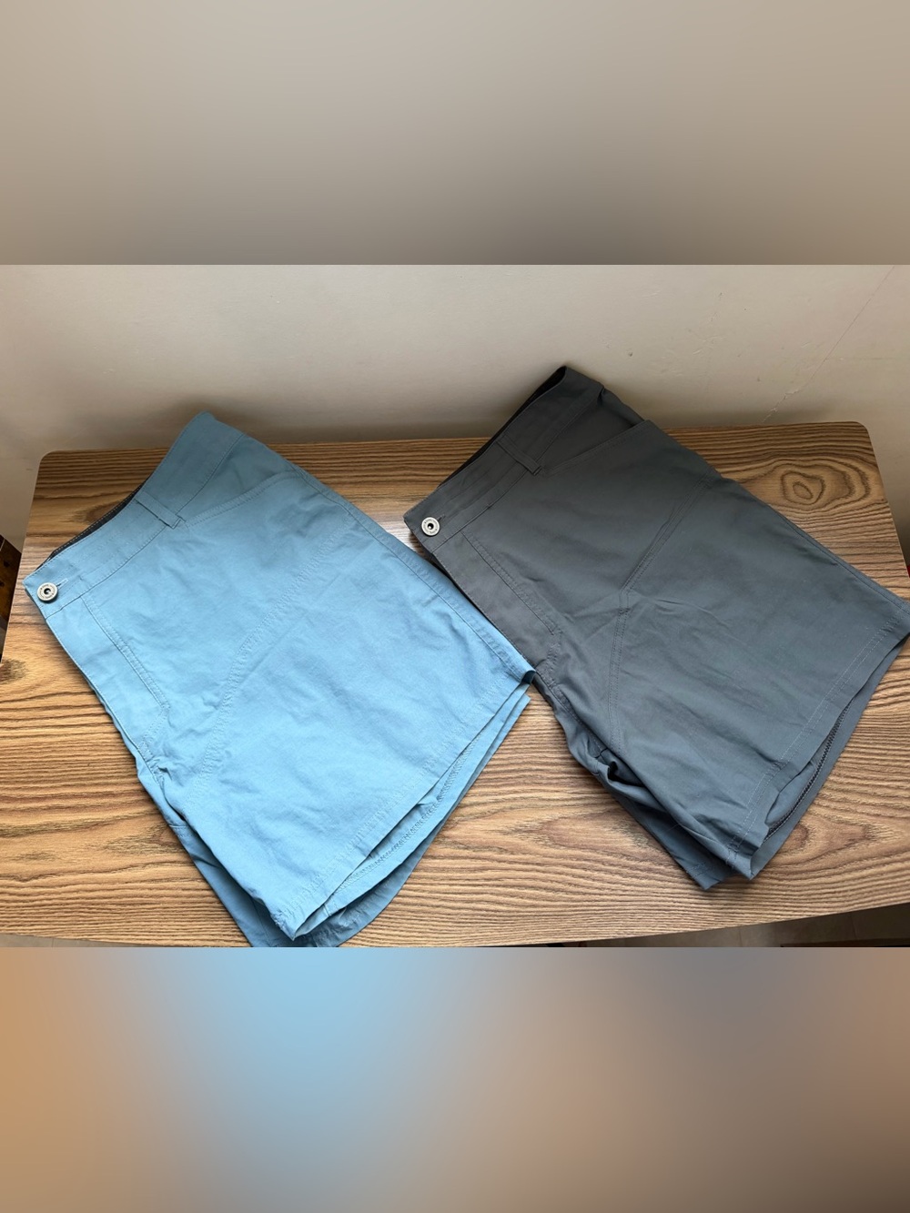 2 pairs of Kuhl  renegade shirts size 40